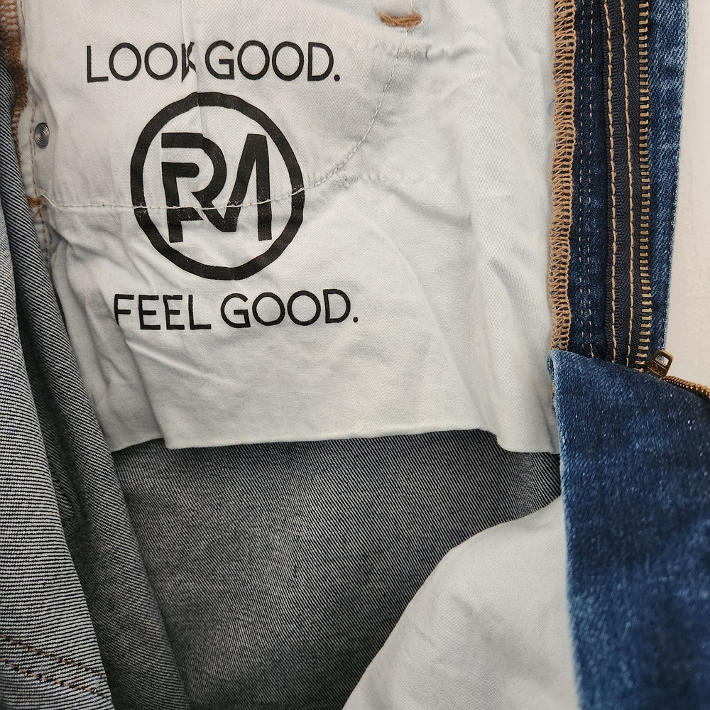 Women's Blue Jeans - Picture 6 of 7